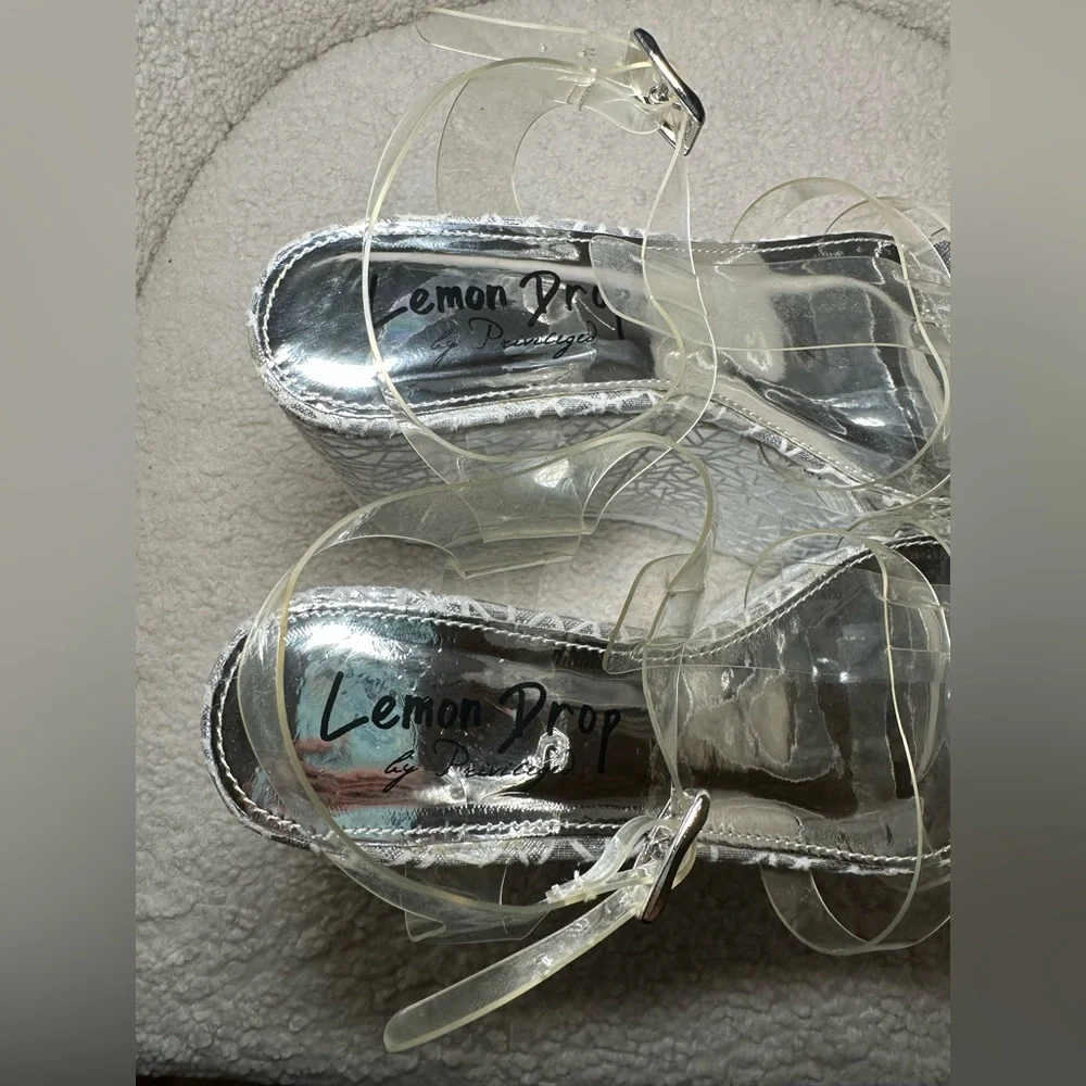 Lemon Drop‎ by Privileged Dolls Kill platform sandals silver white clear 7.5 8